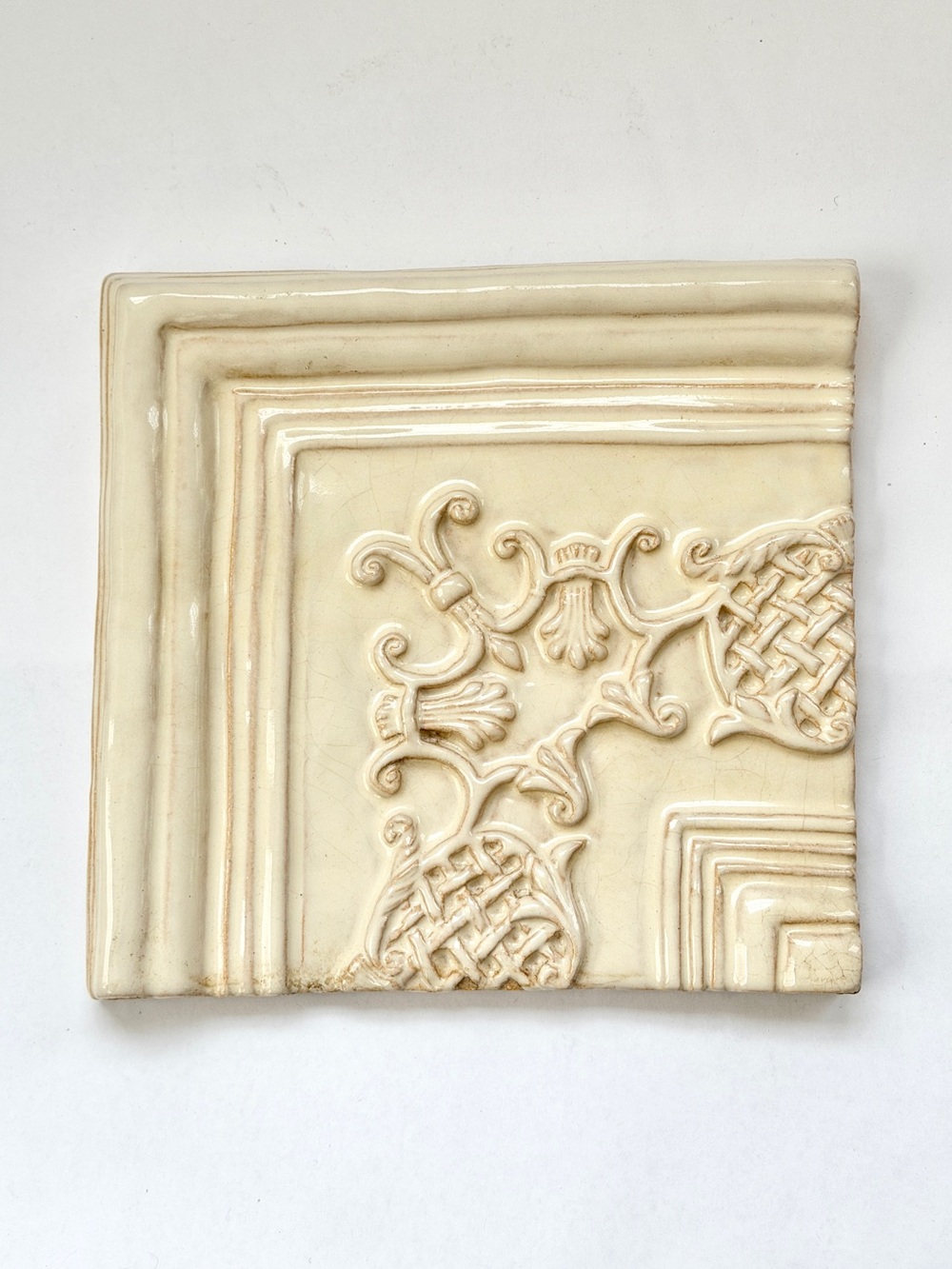 Vintage Architectural Salvage Ceramic Relief Tile – Ornate Corner Design